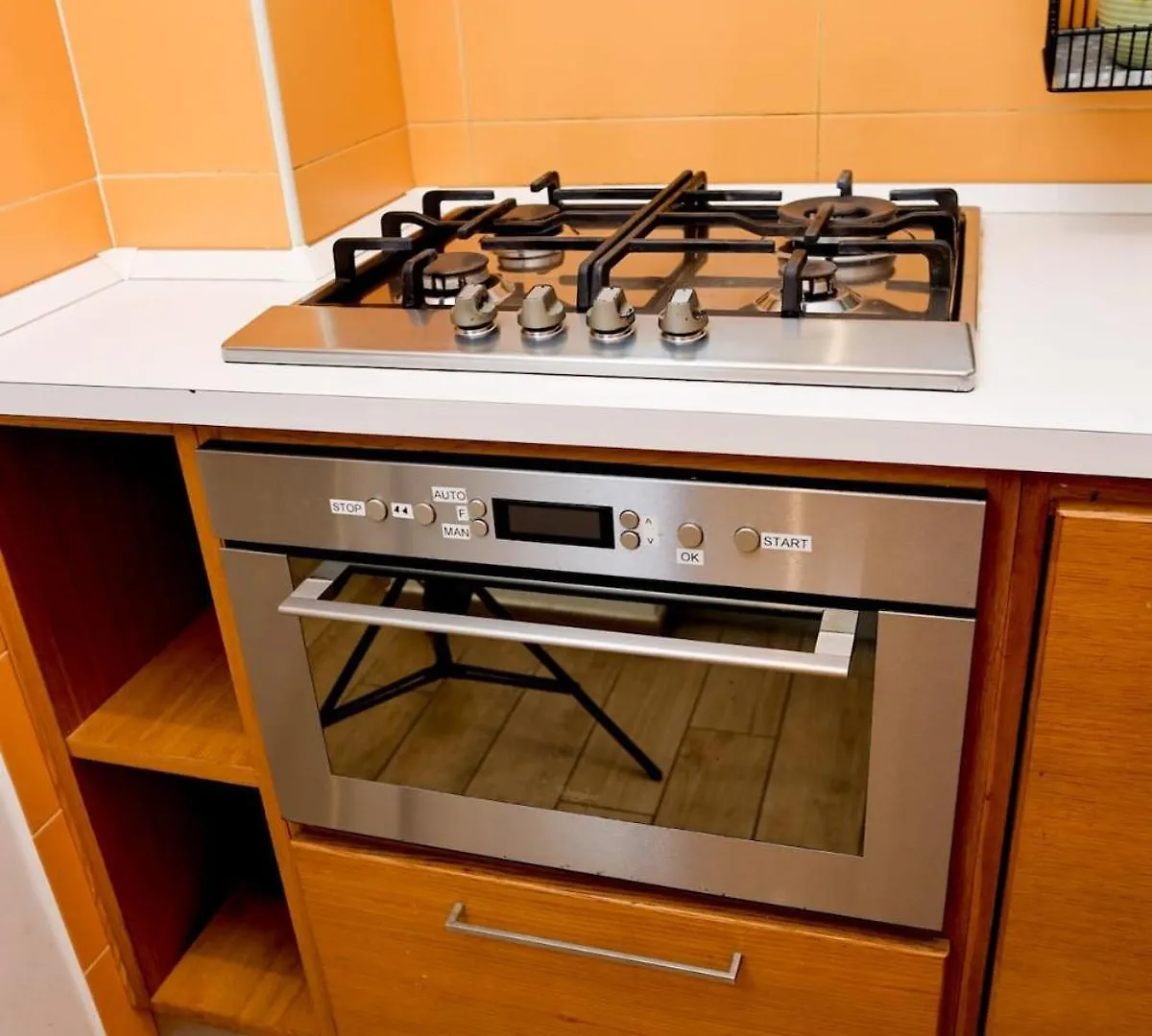 Cozy Suite With Private Patio In Vatican Appiano Rom